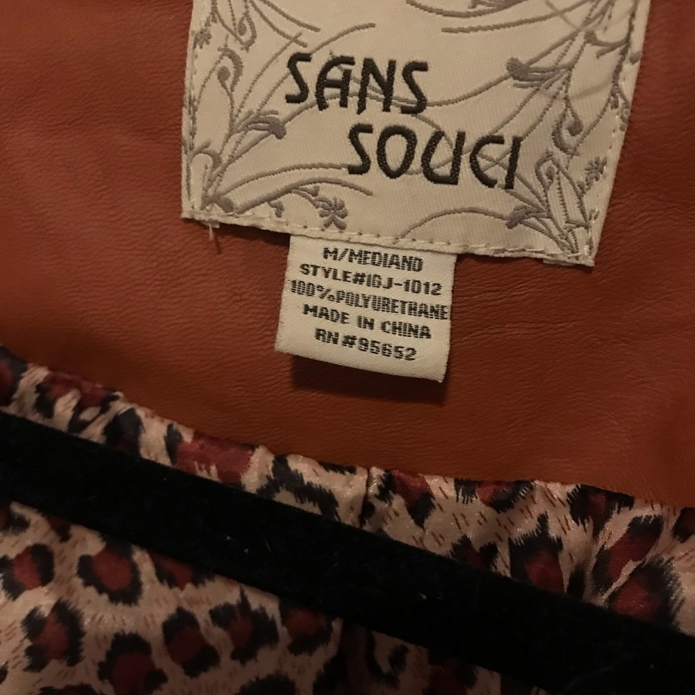 Tan jacket - Picture 2 of 2